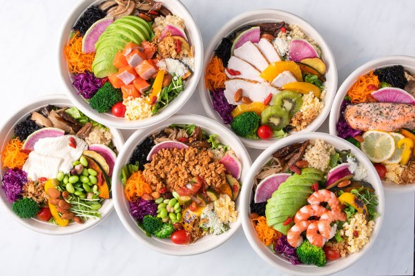 Salad thịnh soạn, đầy đặn
