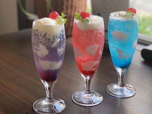 Soda kem rực rỡ sắc màu